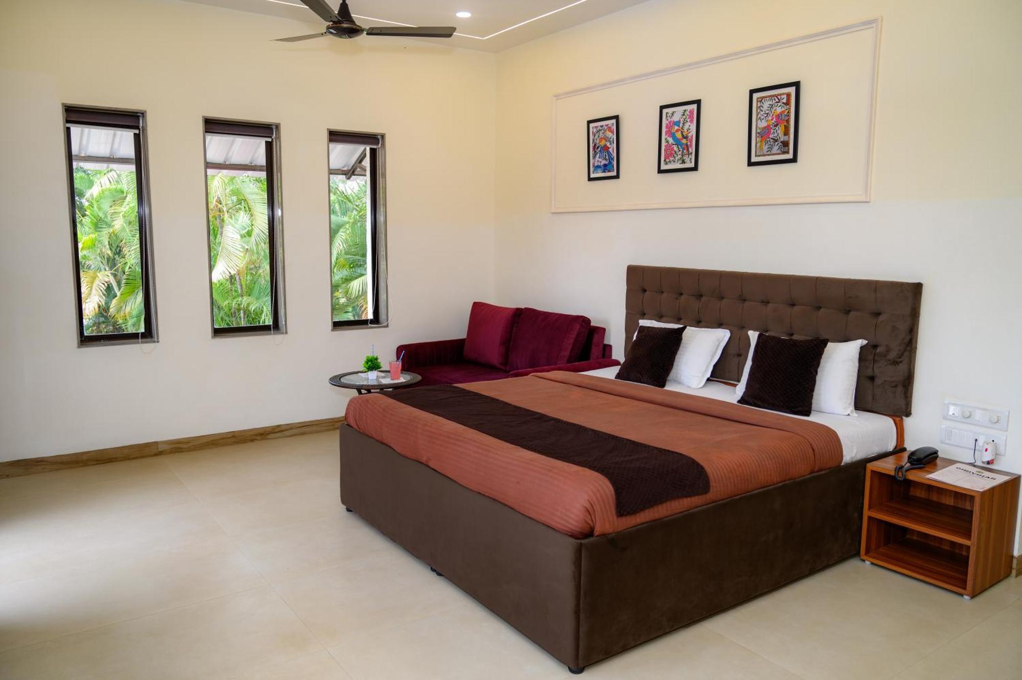 Girivihar Holiday Club - Pure Veg Лонавала Экстерьер фото