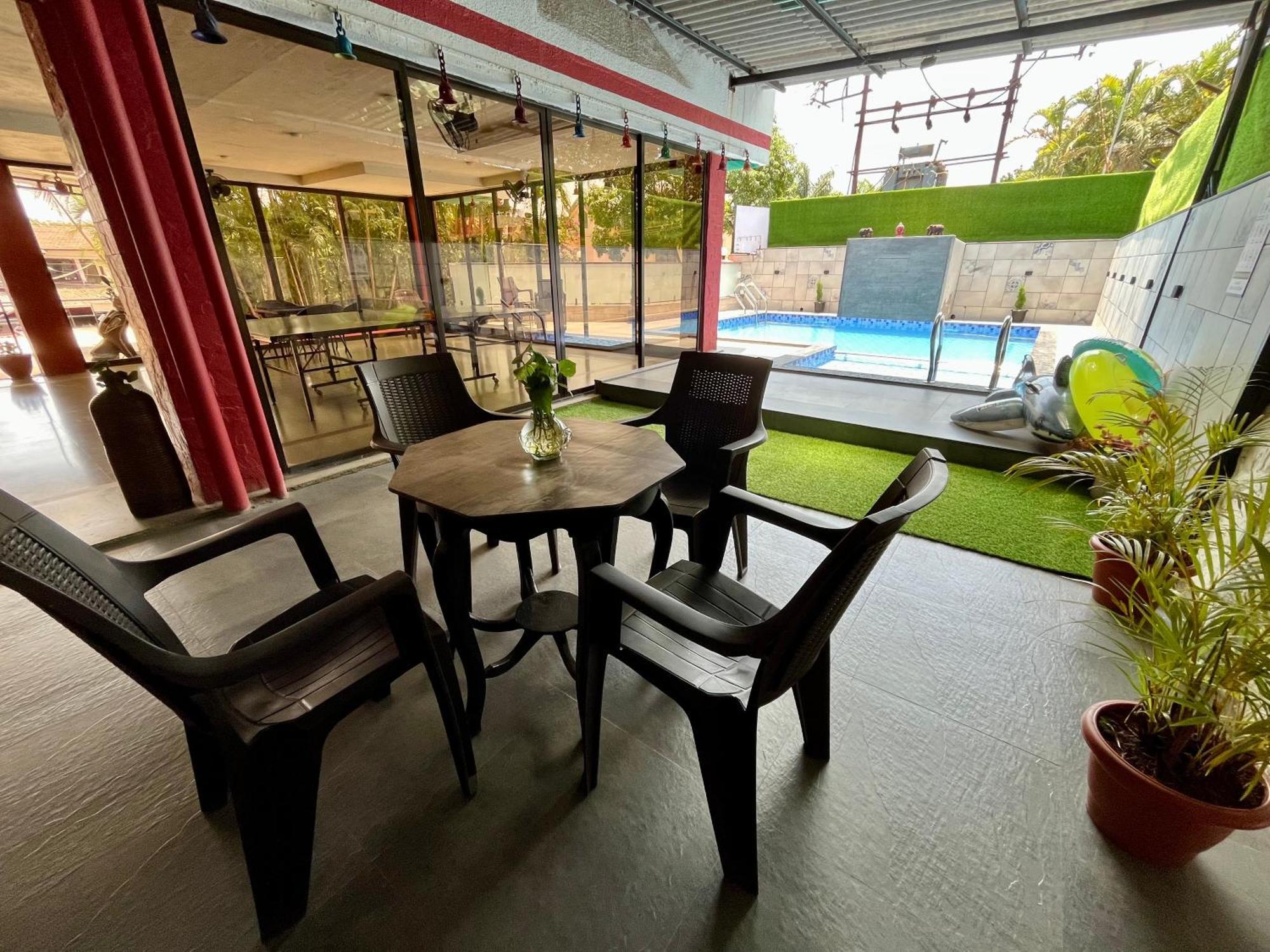 Girivihar Holiday Club - Pure Veg Лонавала Экстерьер фото